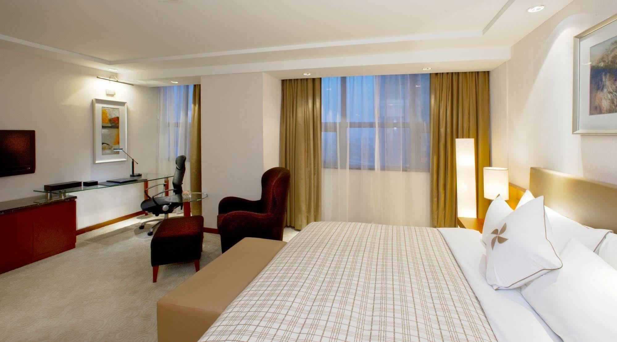 Merryland Traders Hotel Changshu Zewnętrze zdjęcie